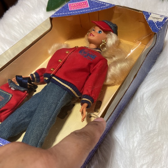 VTG Mattel Special Edition The Original Arizona Jean Company Barbie - Picture 14 of 17